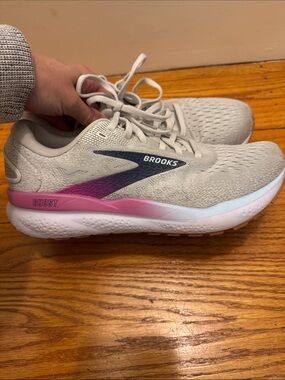 Brooks Ghost 16 Women's Running Shoes - Light Gray with Pink and Navy Accents